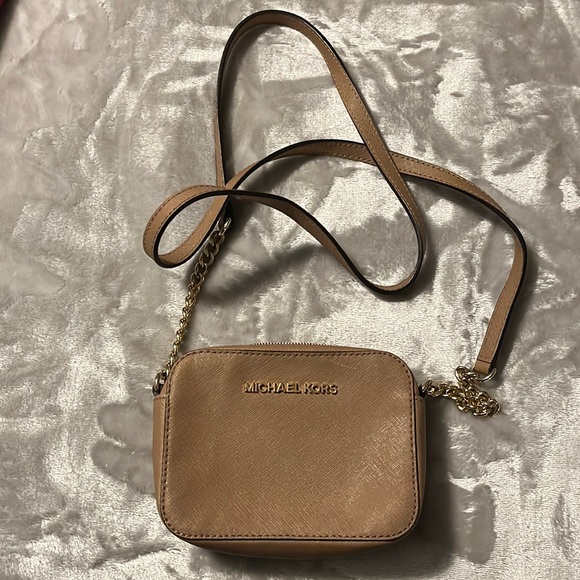 Tan Michael kors mini cross body bag - Picture 1 of 2